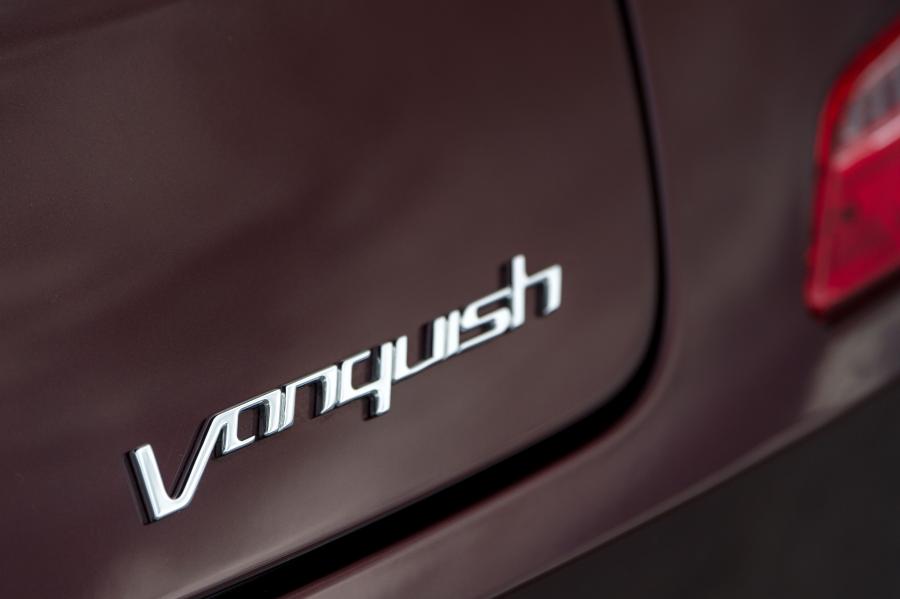 Логотип Aston Martin Vanquish Volante 2013 года  (WW) (фото 23 из 51)